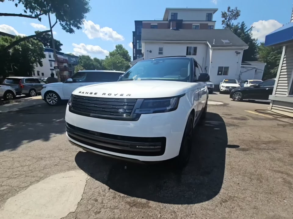 2025 Land Rover Range Rover SE LWB AWD