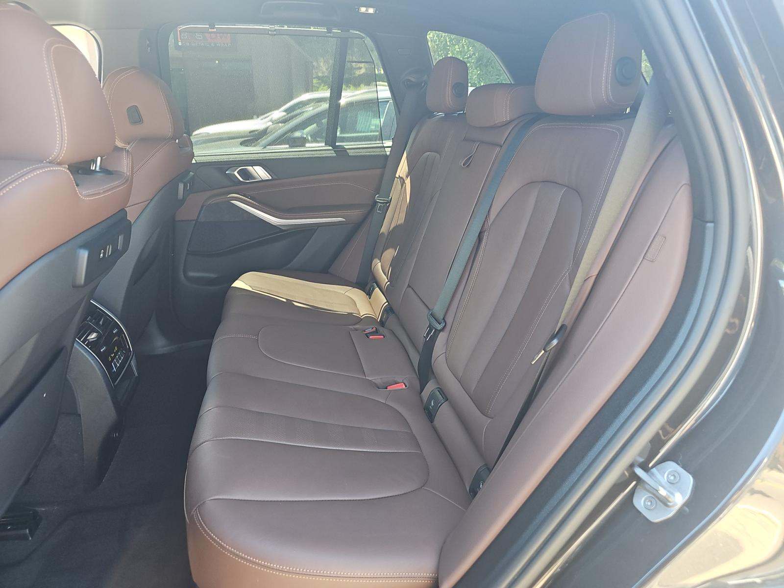 2022 BMW X5 xDrive40i AWD