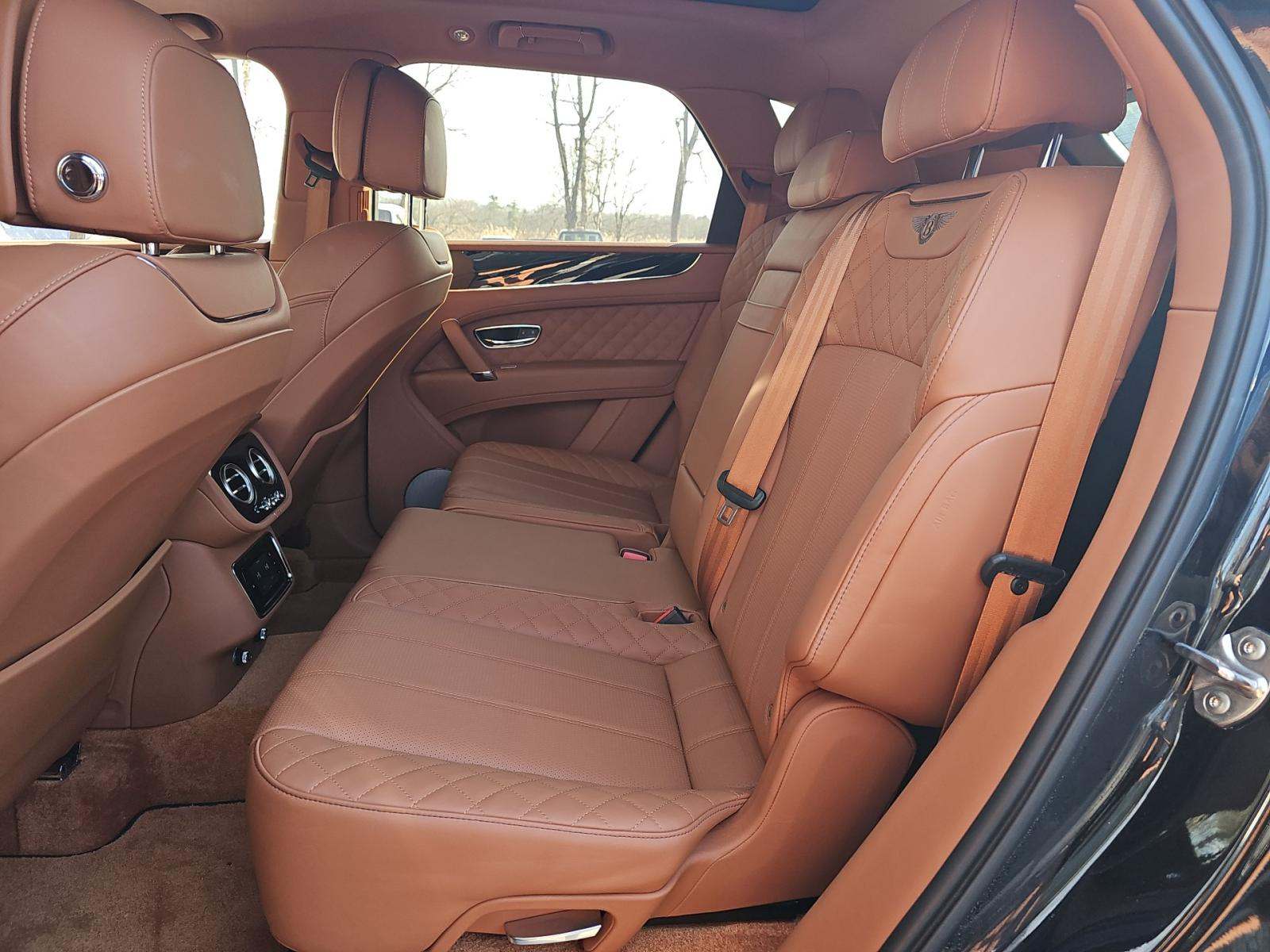 2018 Bentley Bentayga W12 Signature AWD