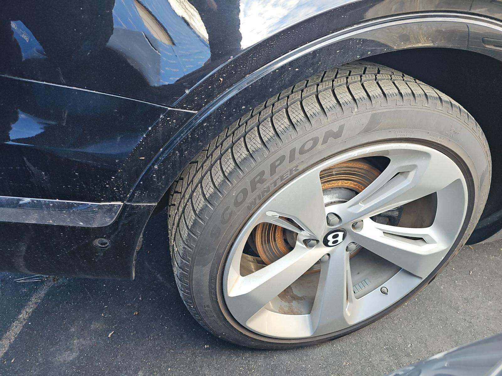 2018 Bentley Bentayga W12 Signature AWD