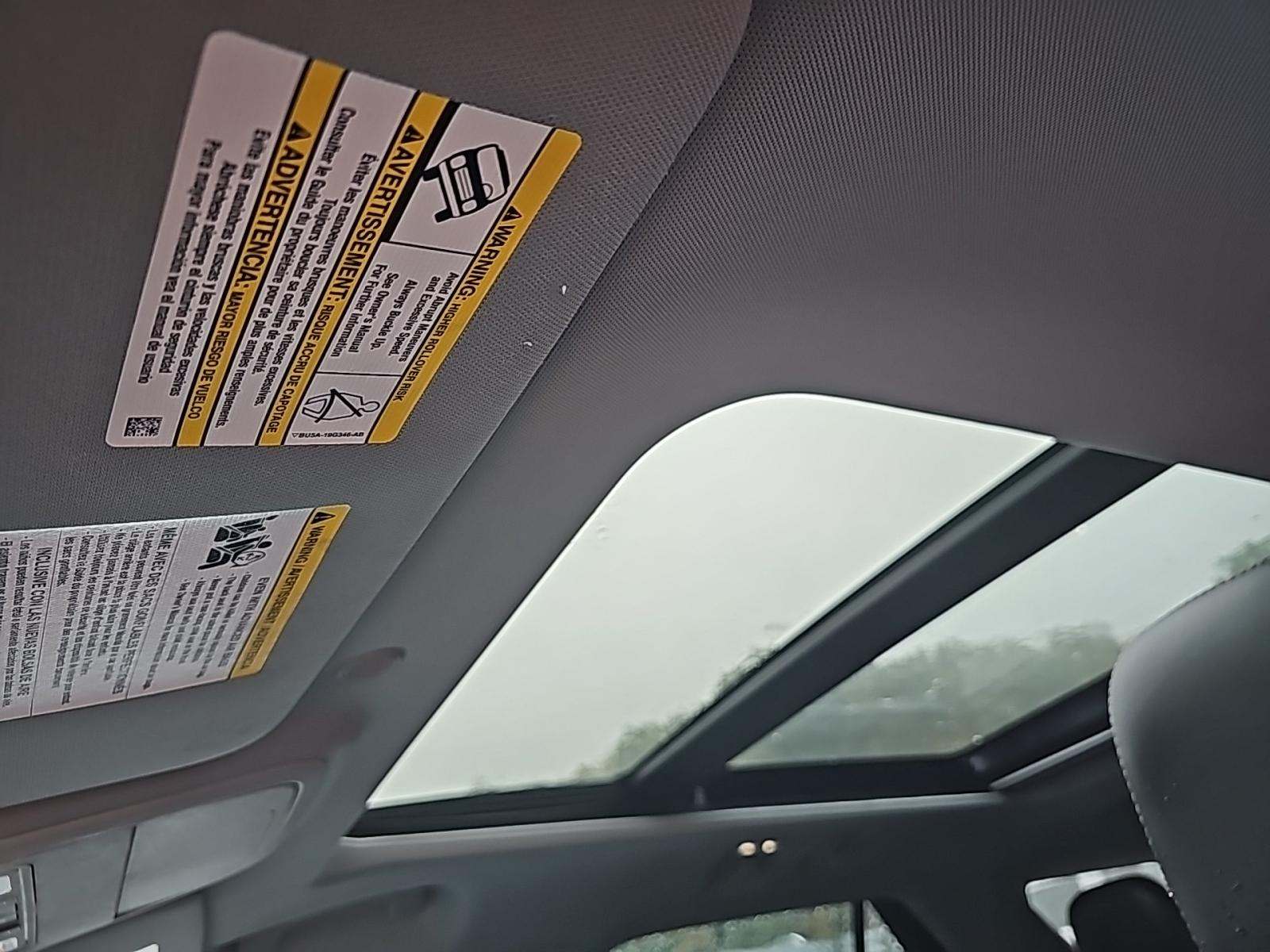 2022 Ford Explorer XLT AWD