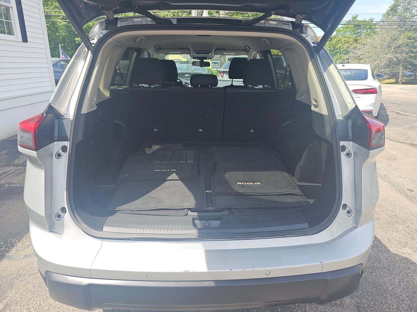 2024 Nissan Rogue SV AWD