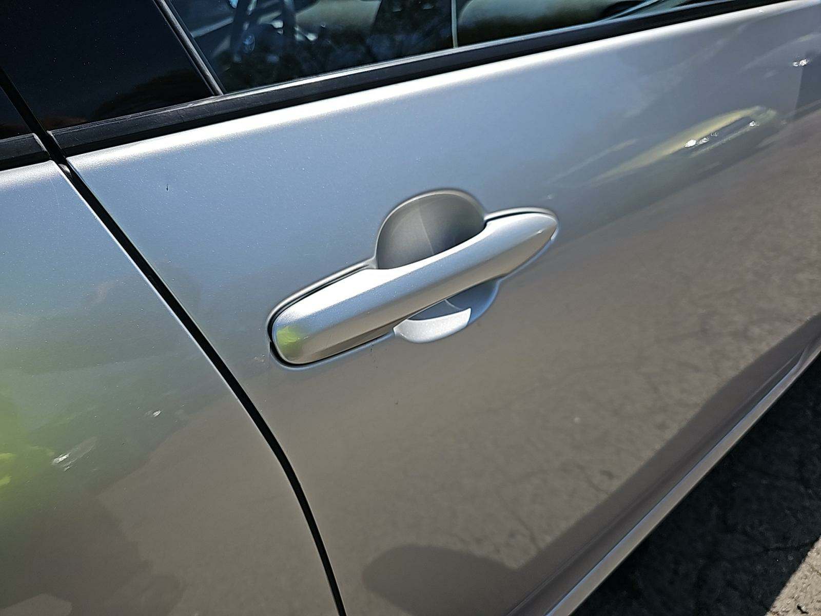 2017 Toyota Prius Prime Plus FWD