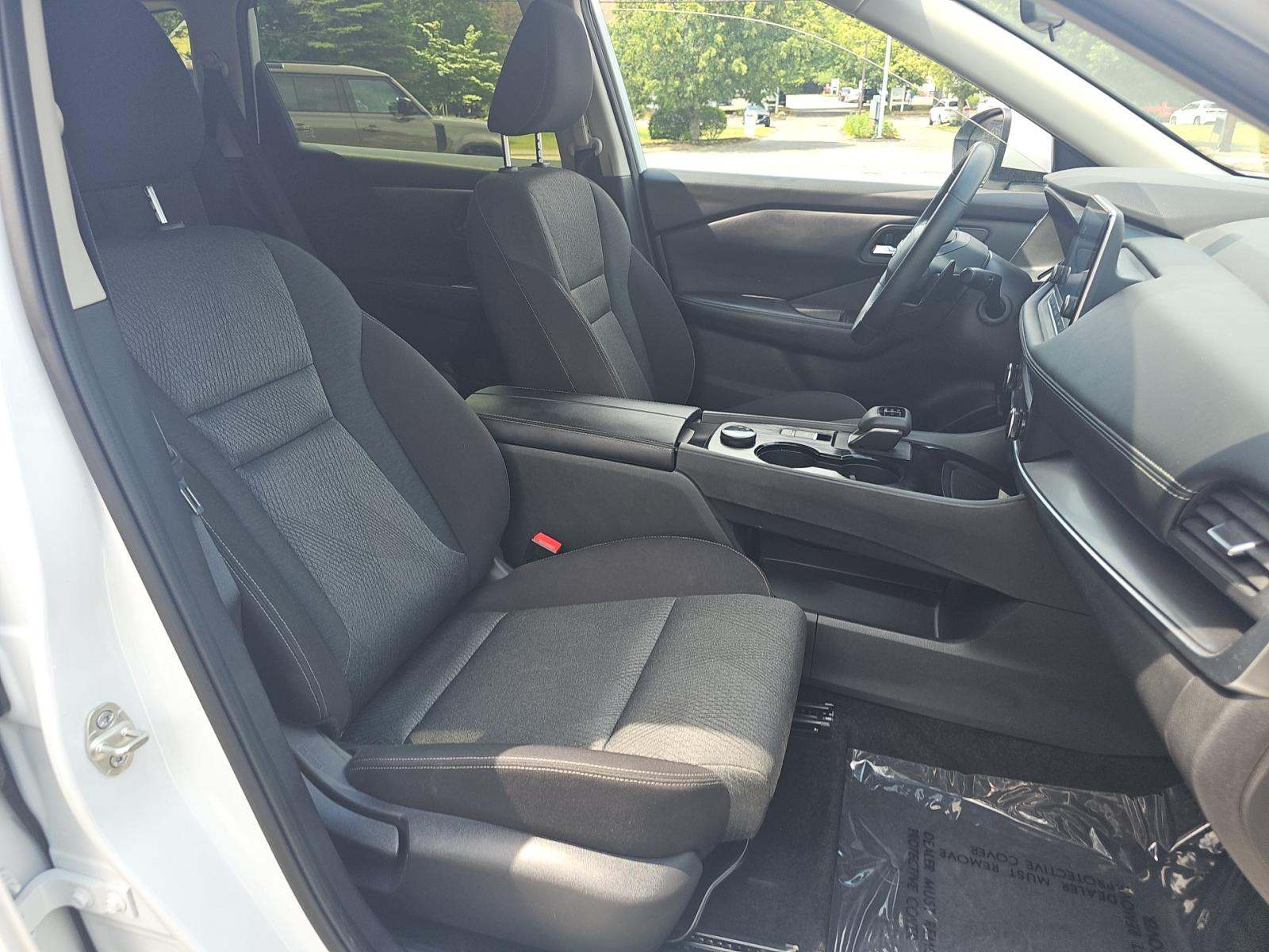 2025 Nissan Rogue SV AWD