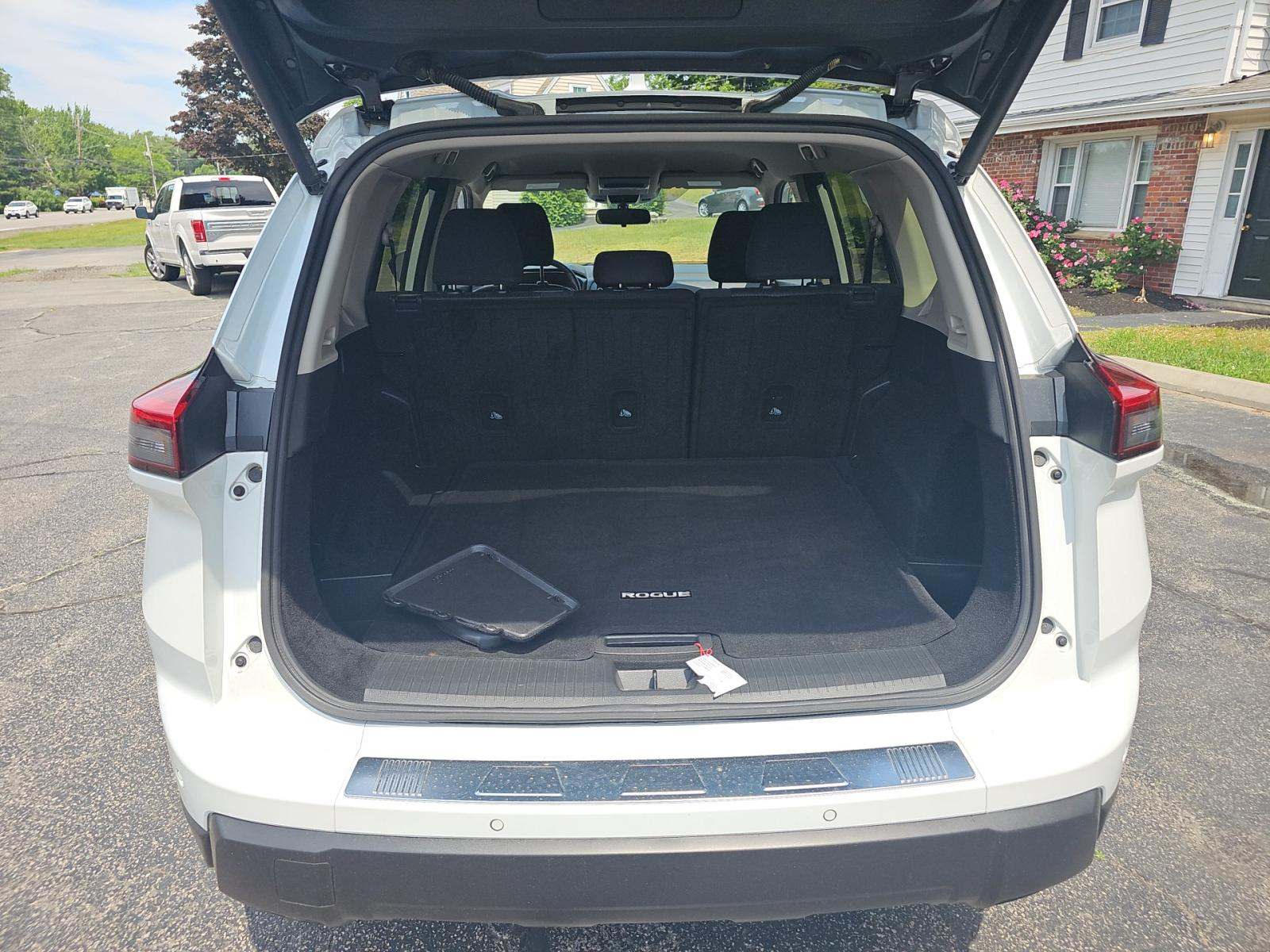 2025 Nissan Rogue SV AWD