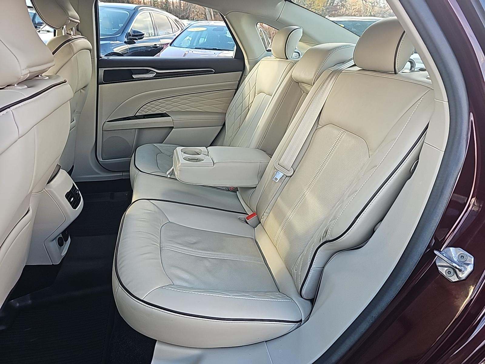 2017 Ford Fusion Energi Platinum FWD