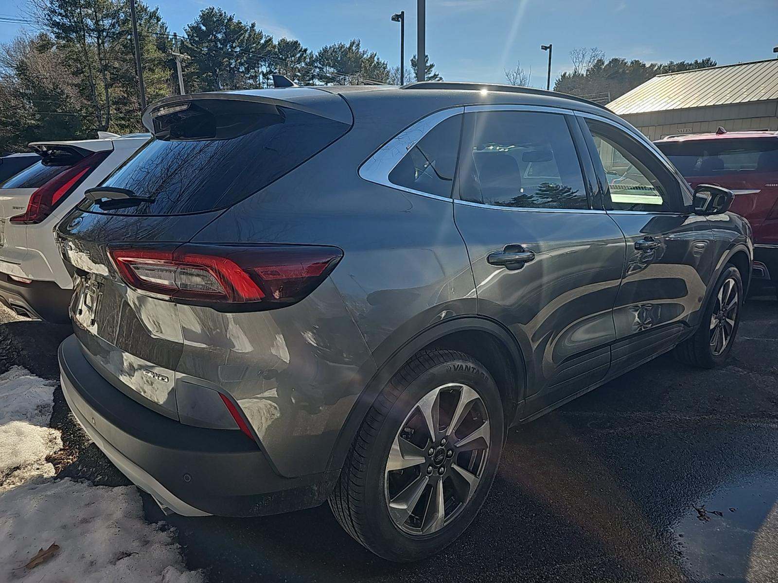 2025 Ford Escape Platinum AWD