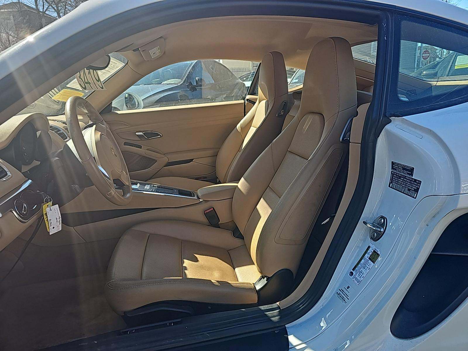 2016 Porsche Cayman Base RWD