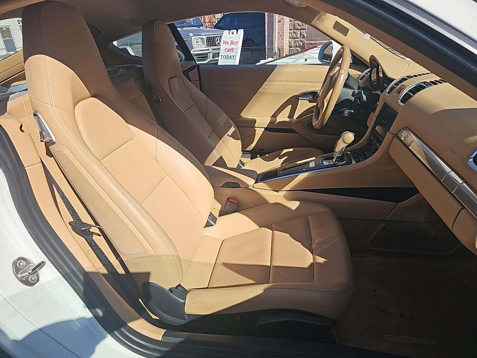 2016 Porsche Cayman Base RWD