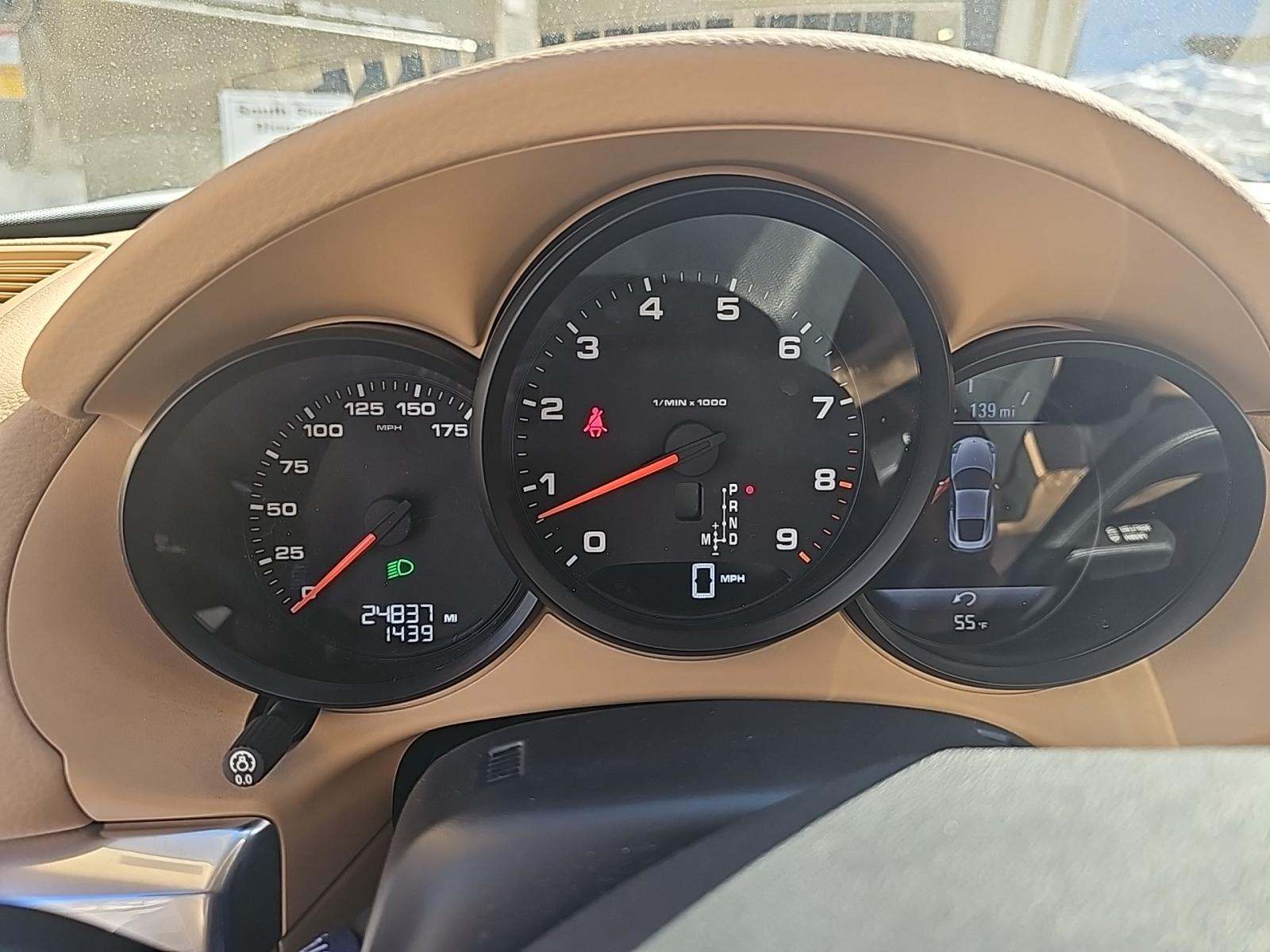 2016 Porsche Cayman Base RWD