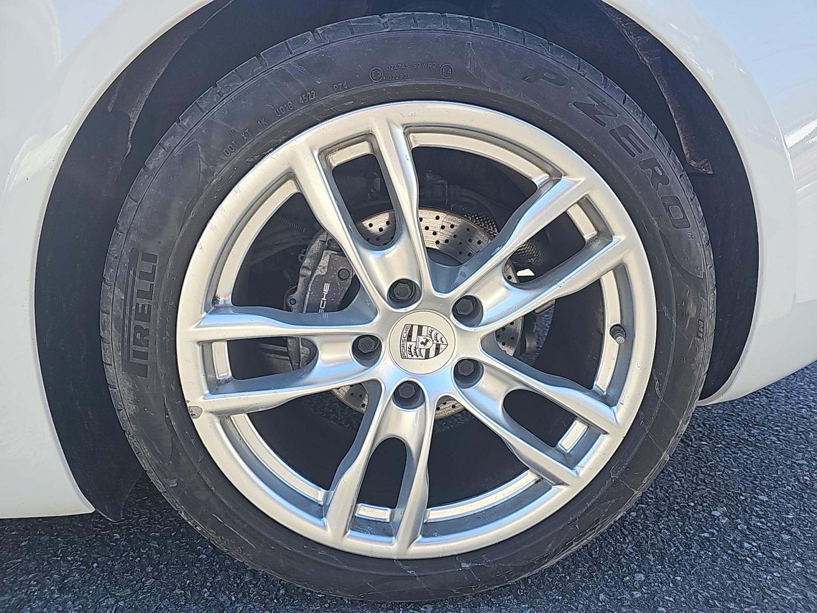 2016 Porsche Cayman Base RWD