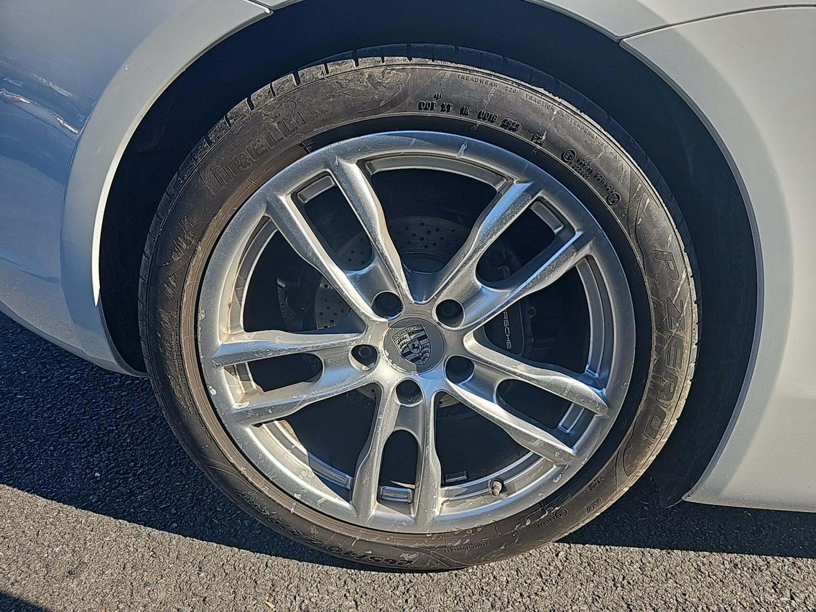 2016 Porsche Cayman Base RWD