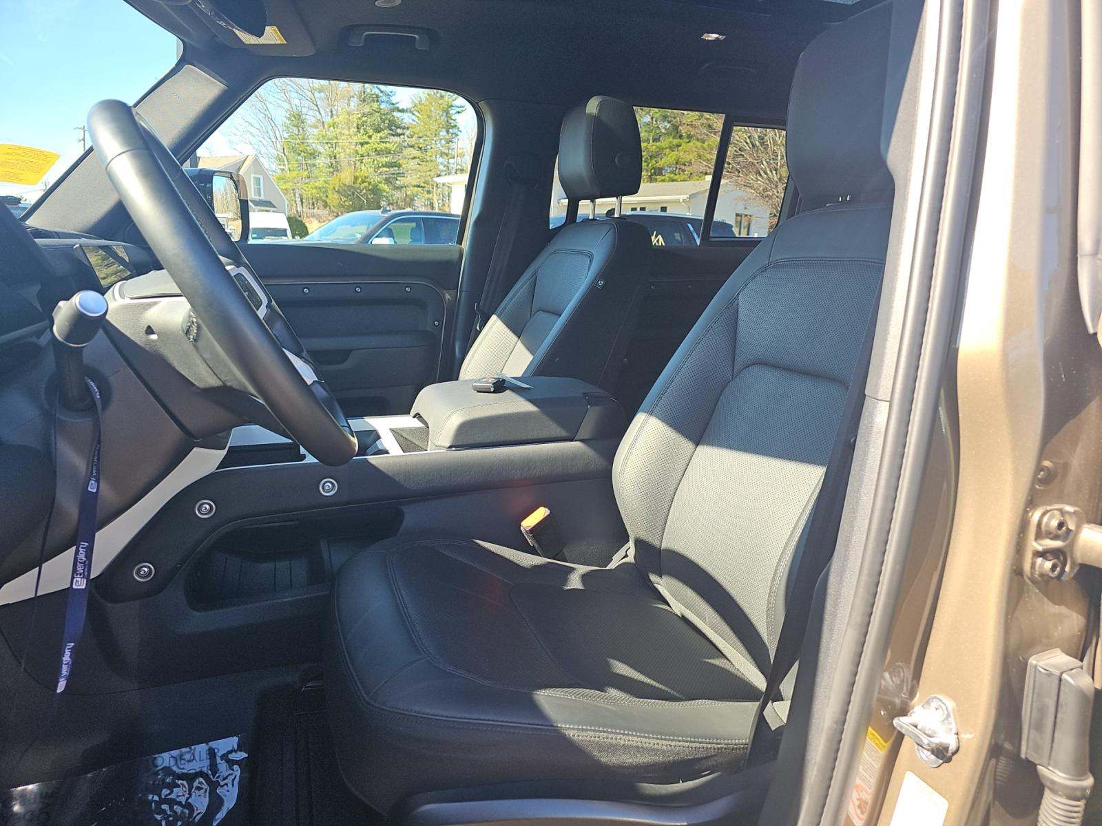 2025 Land Rover Defender 110 S AWD