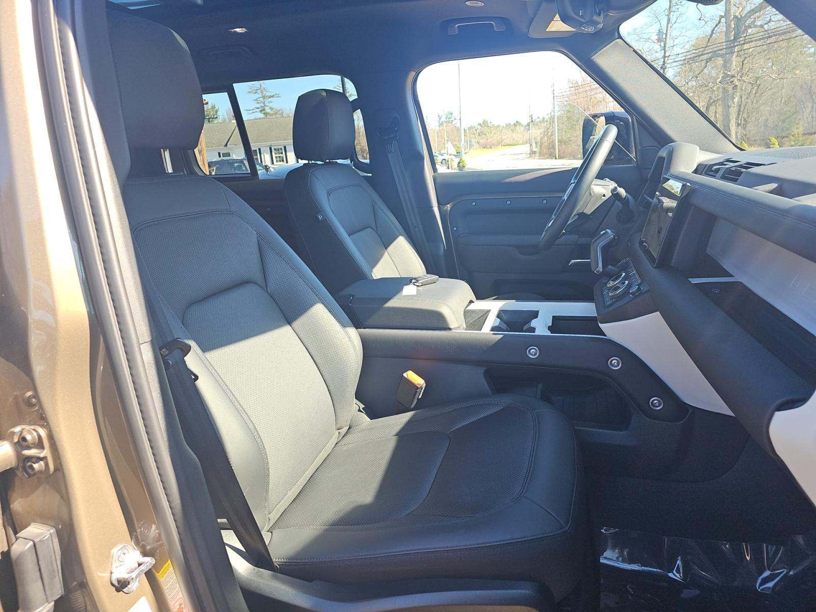 2025 Land Rover Defender 110 S AWD