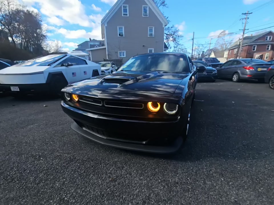 2022 Dodge Challenger R/T RWD