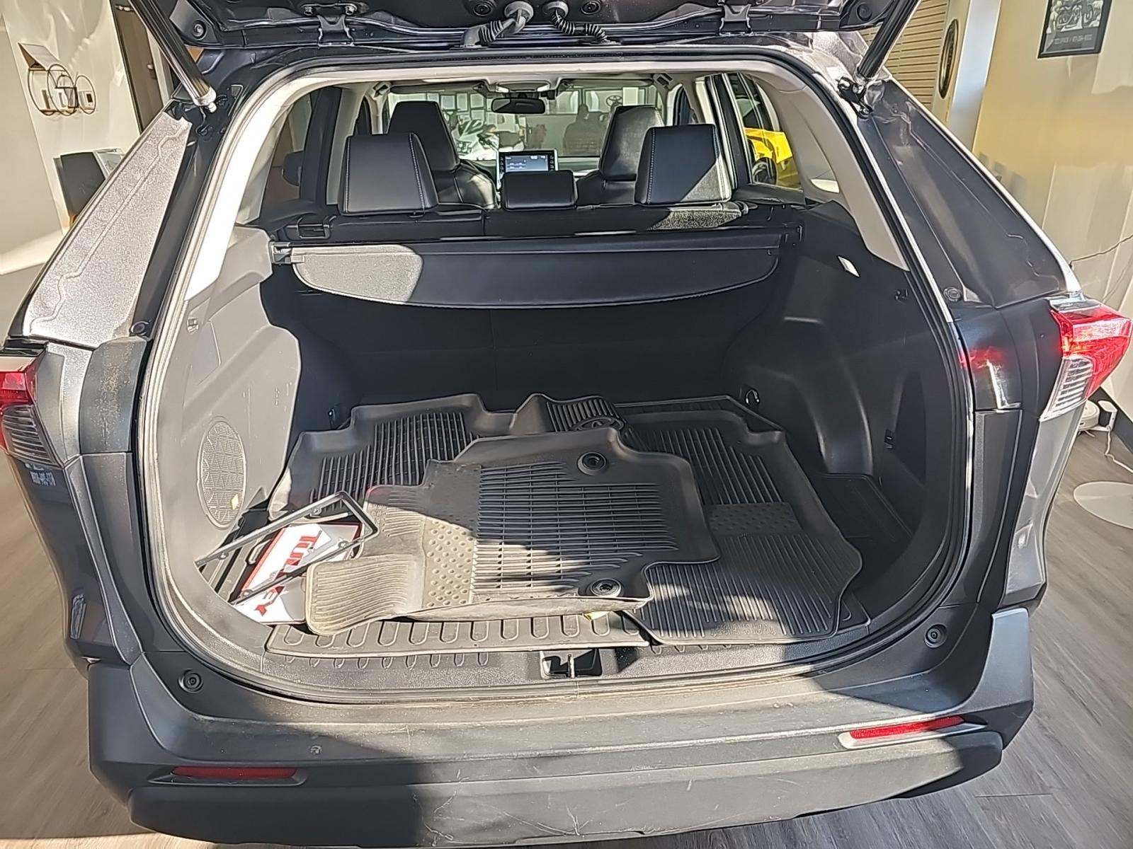 2022 Toyota RAV4 XLE Premium AWD