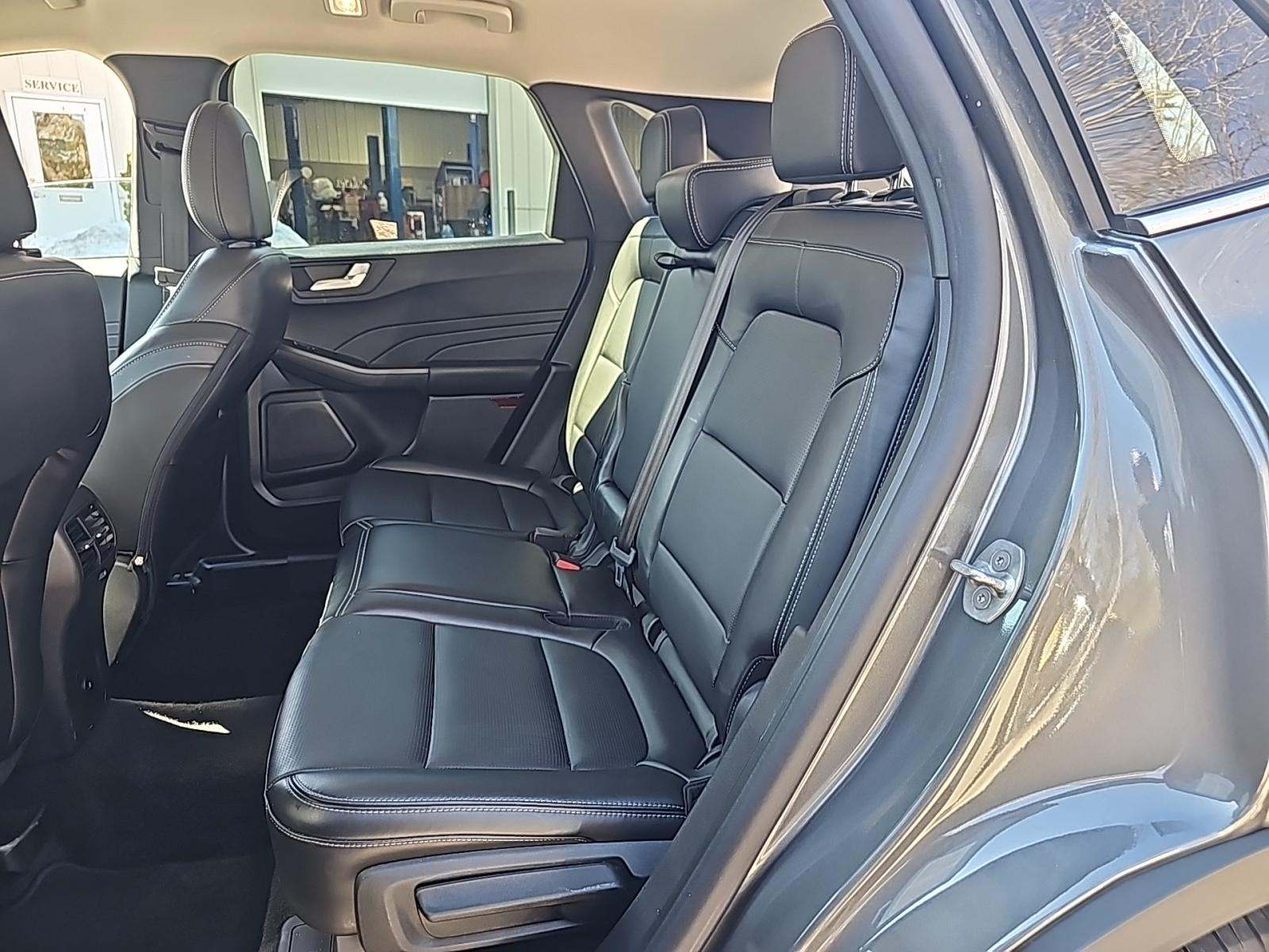 2025 Ford Escape Platinum AWD