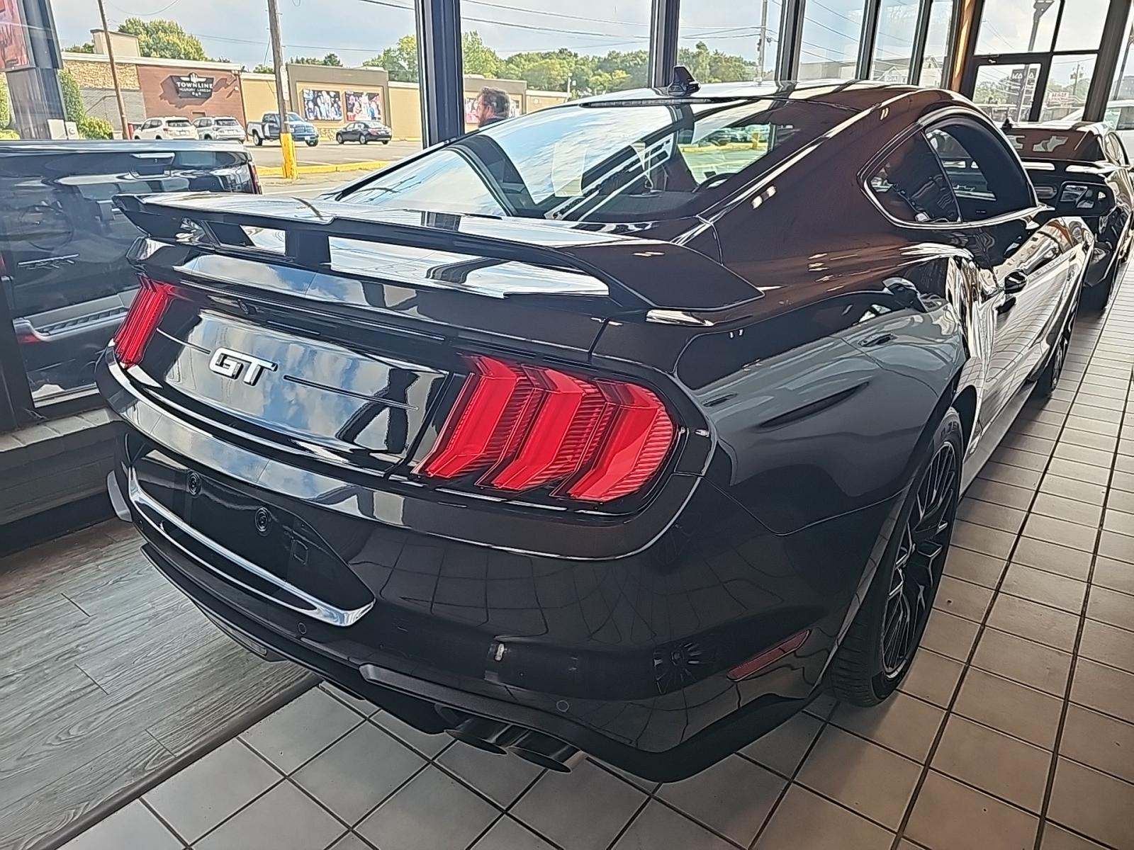 2023 Ford Mustang GT Premium RWD