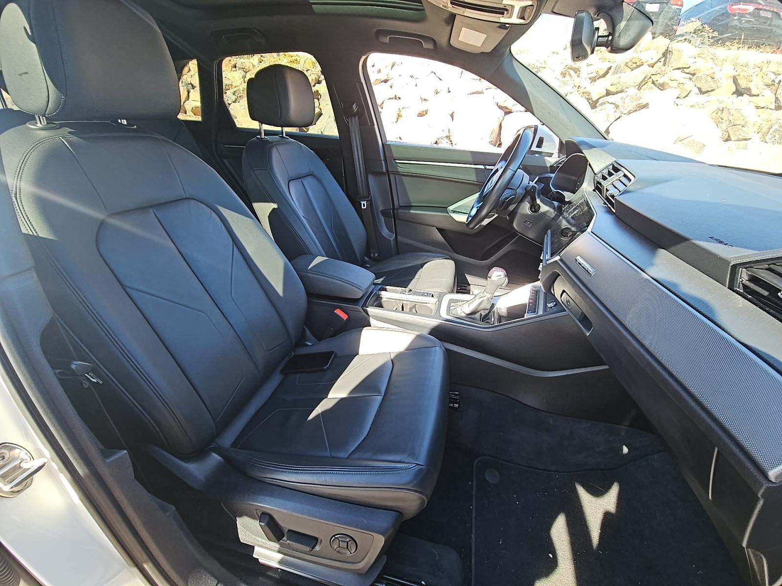 2023 Audi Q3 S line Premium AWD