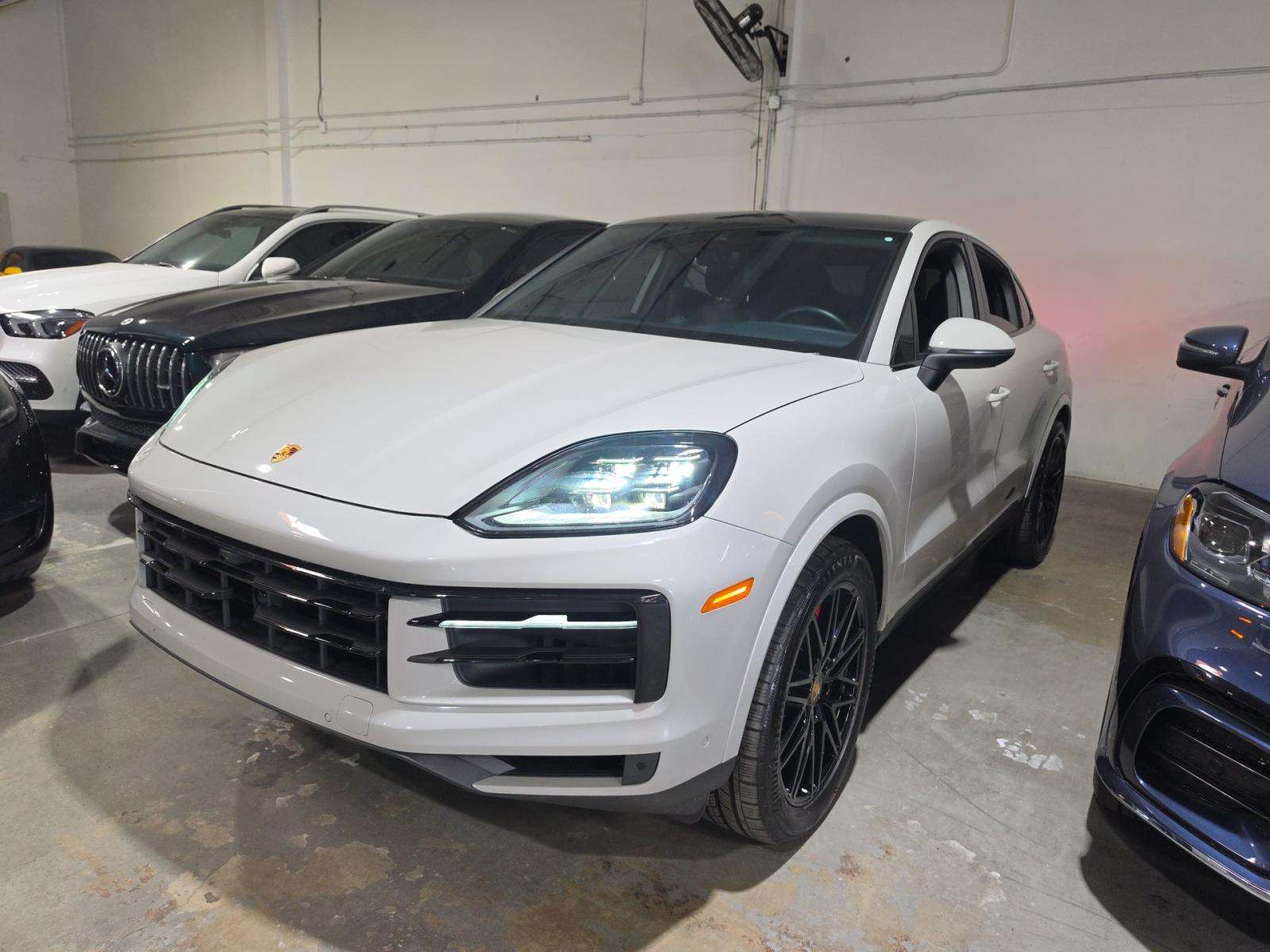 PORSCHE CAYENNE - 1