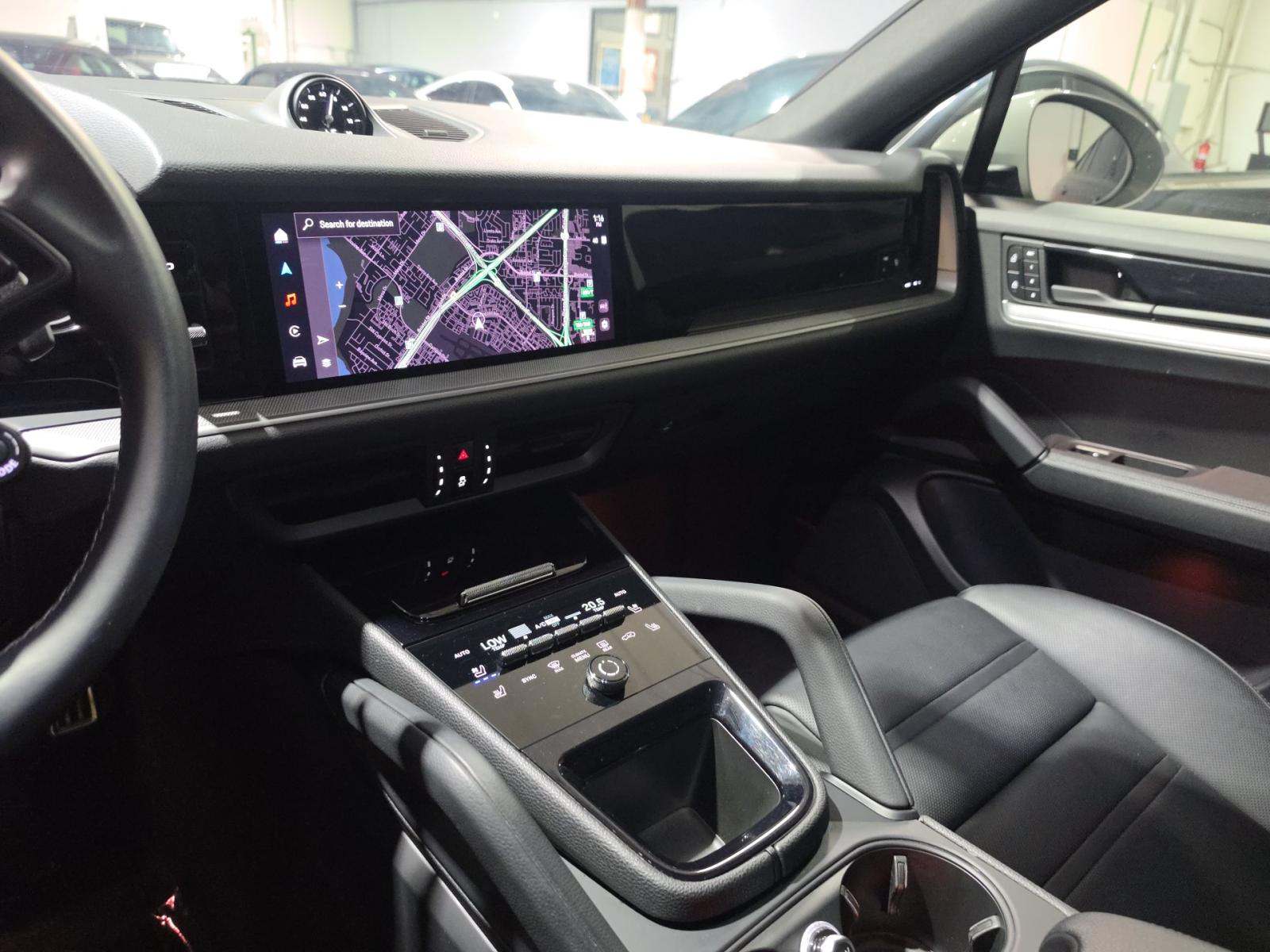 PORSCHE CAYENNE - 10