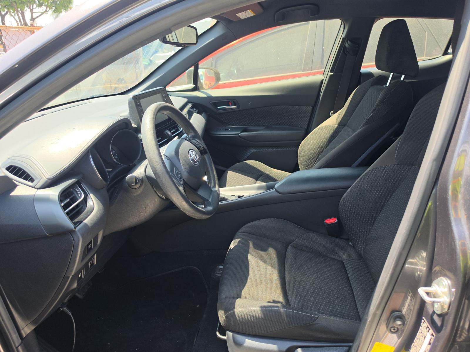 2019 Toyota C-HR LE FWD