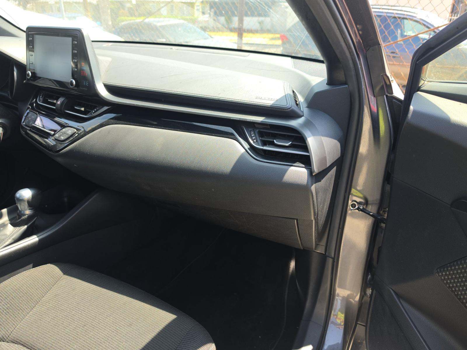 2019 Toyota C-HR LE FWD