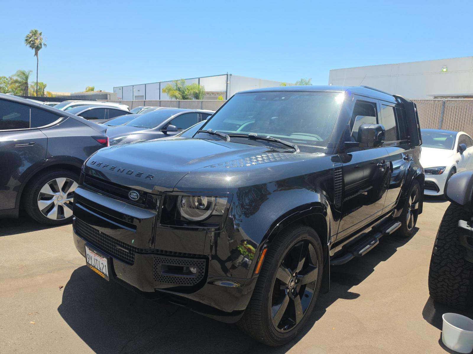 2023 Land Rover Defender 110 X-Dynamic SE AWD