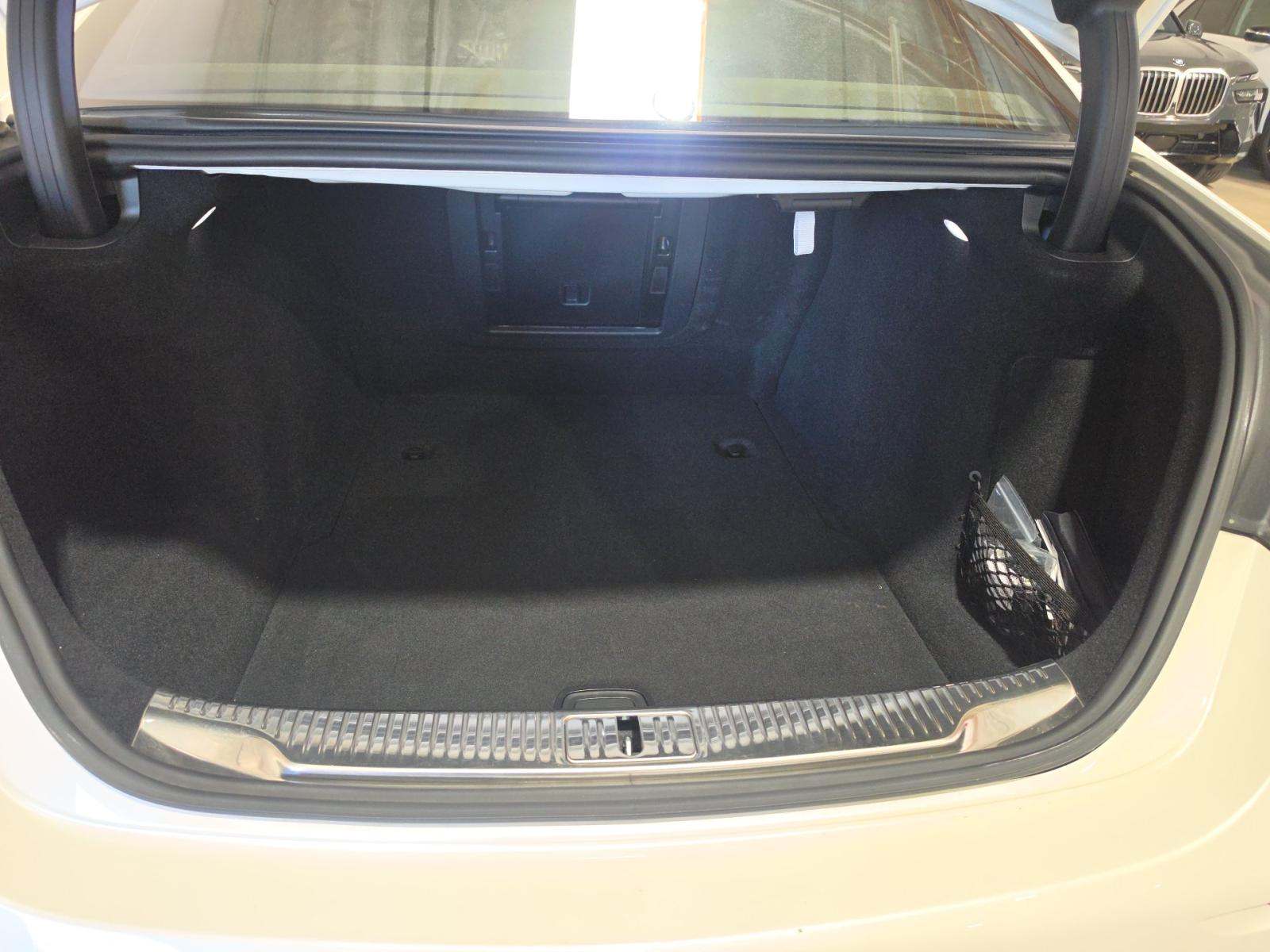 MERCEDES-BENZ S-CLASS - 10