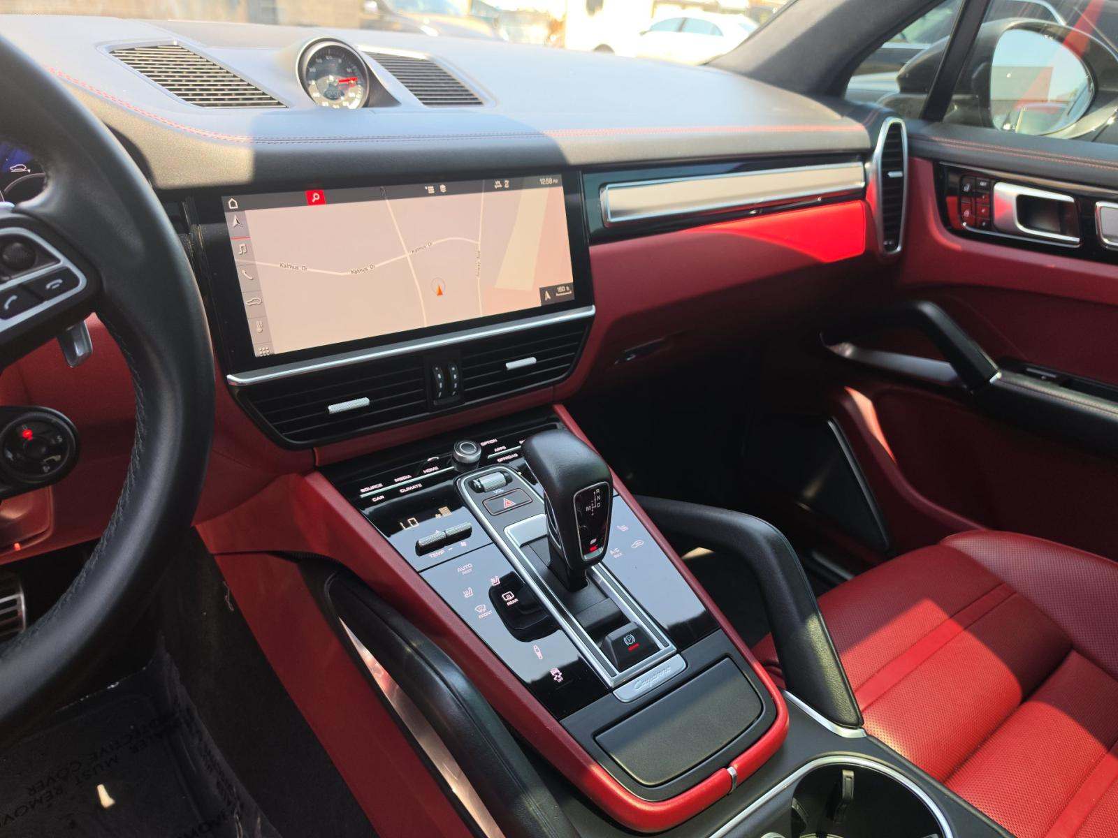 PORSCHE CAYENNE - 10