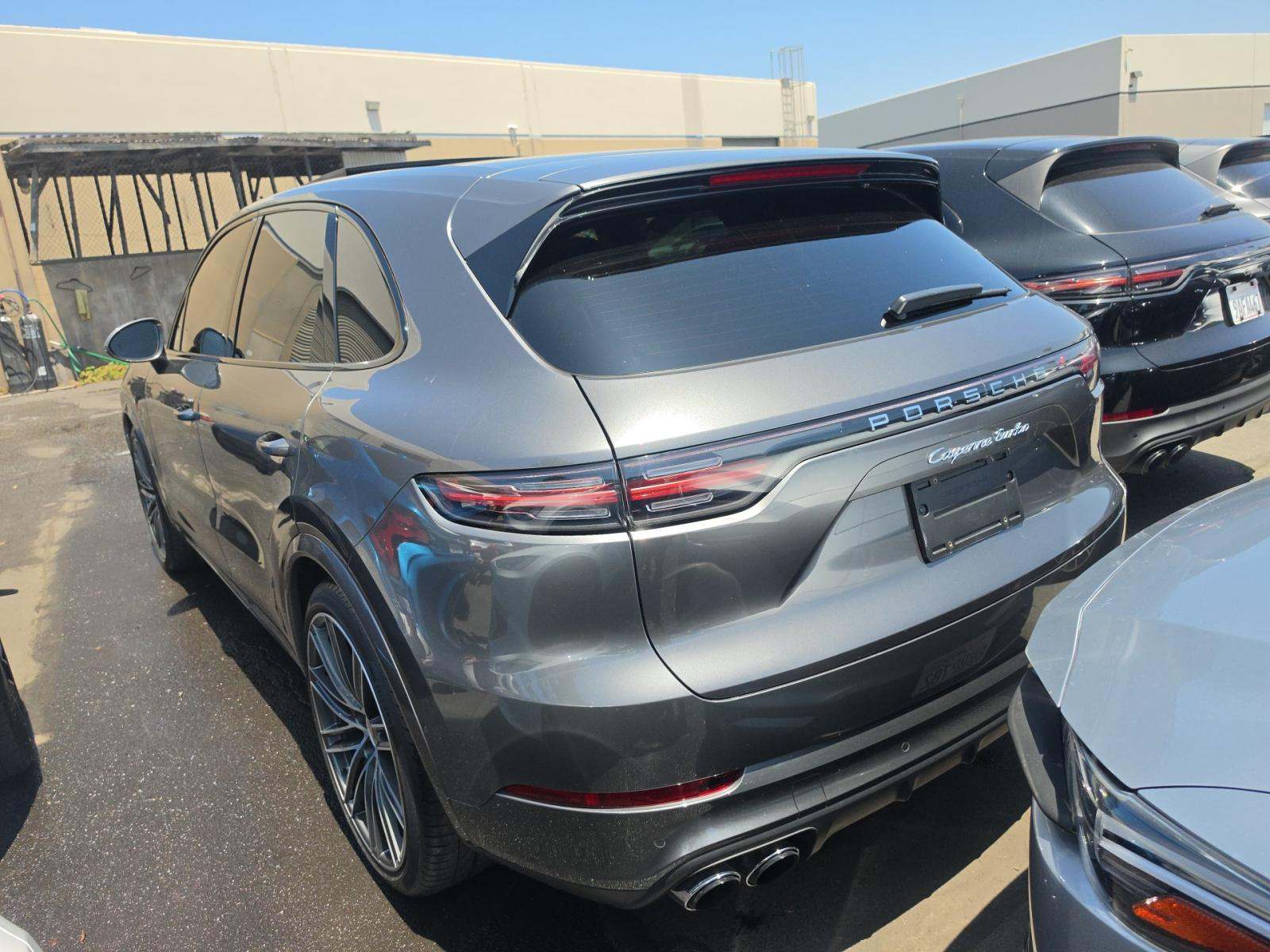 PORSCHE CAYENNE - 2