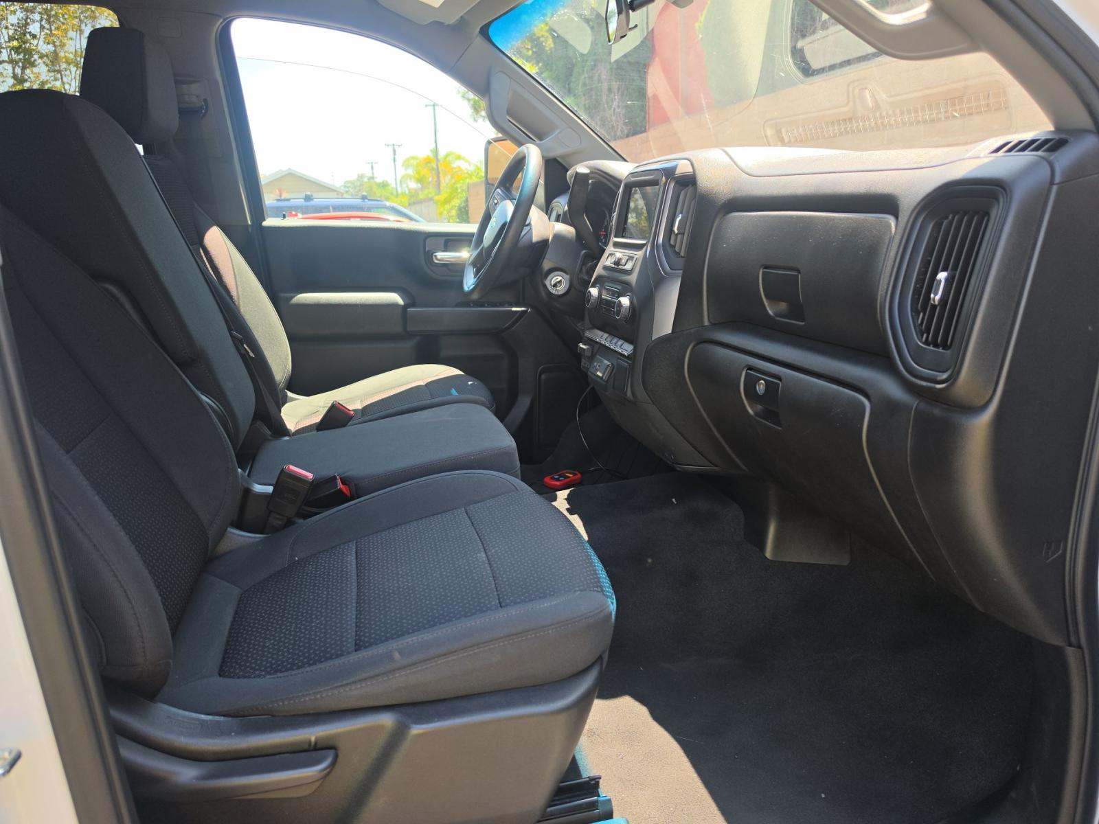 2023 Chevrolet Silverado 2500HD Custom RWD