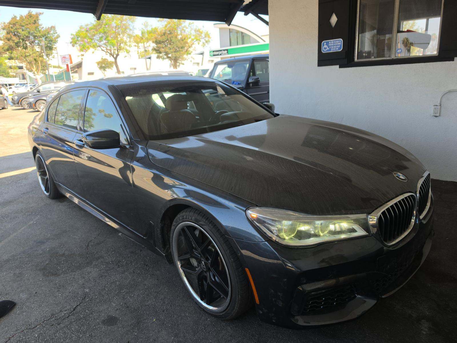 2016 BMW 7 Series 750i xDrive AWD
