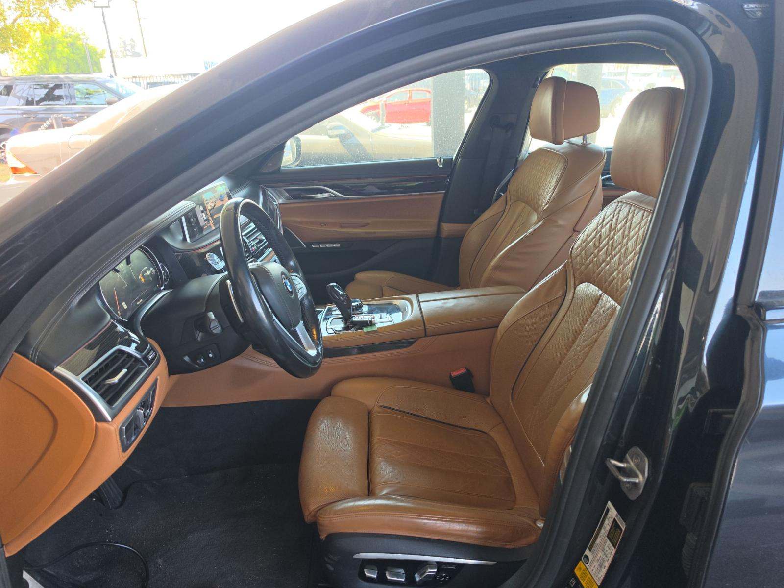 2016 BMW 7 Series 750i xDrive AWD