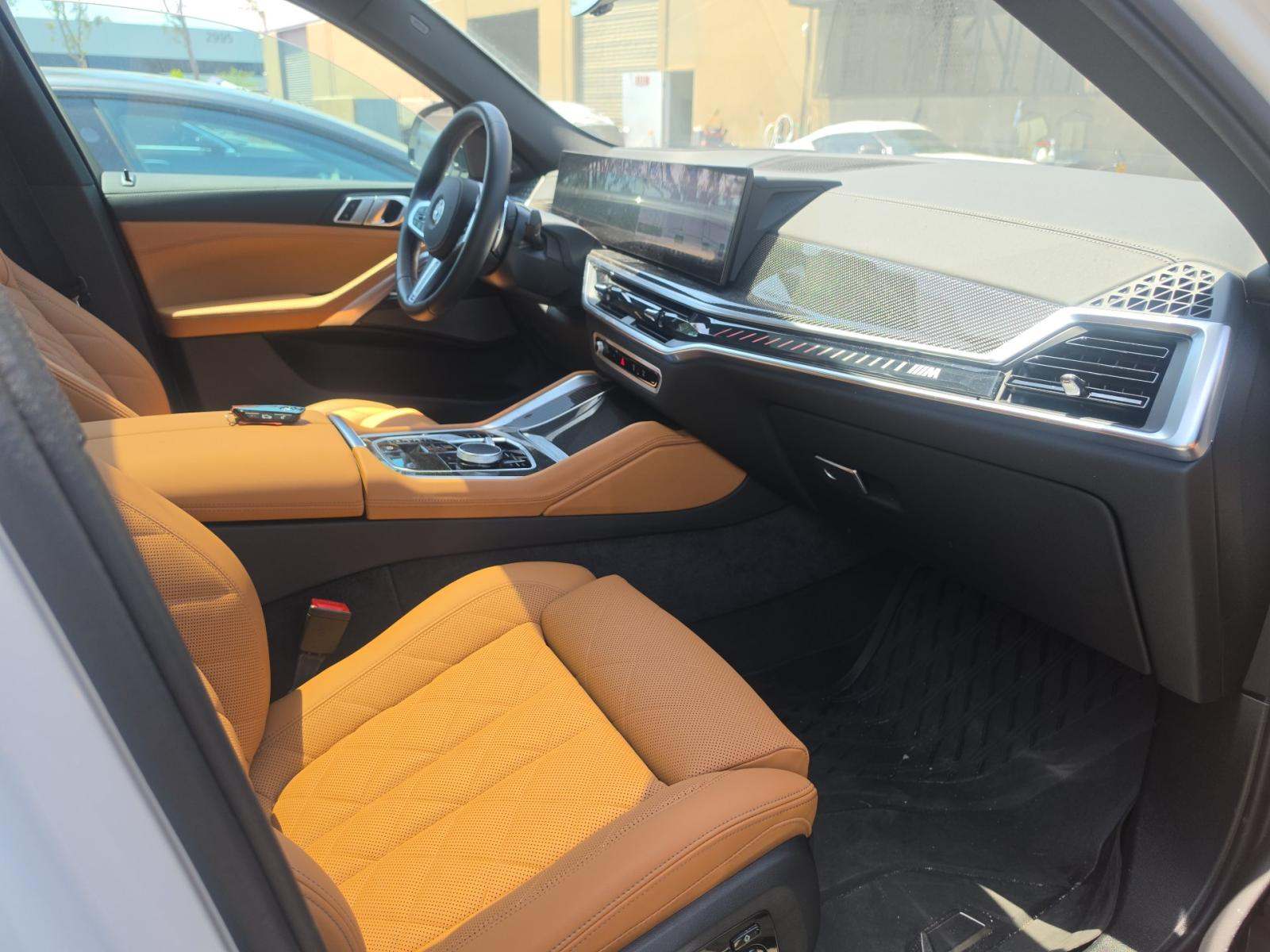 2025 BMW X6 M60i xDrive AWD