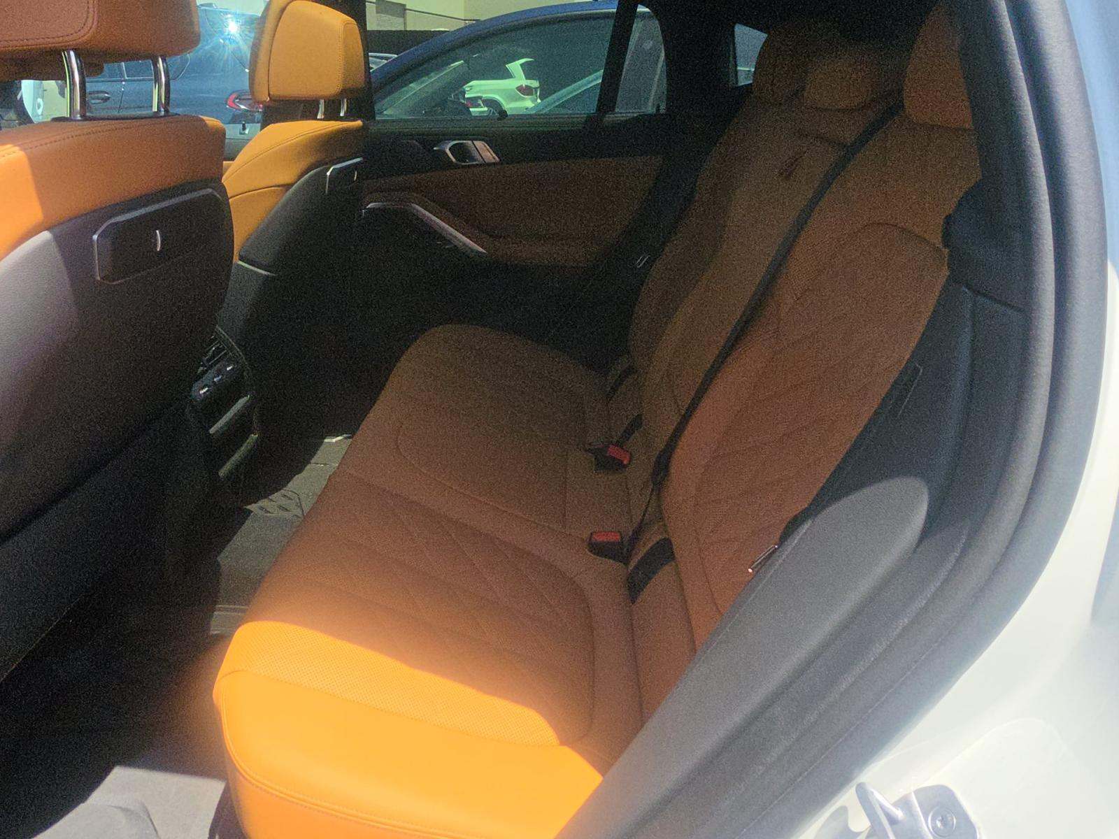 2025 BMW X6 M60i xDrive AWD