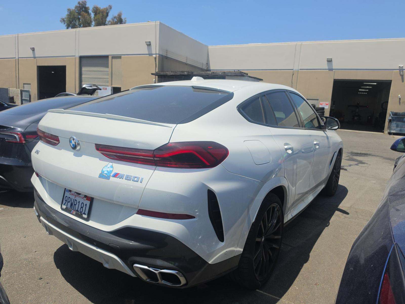 2025 BMW X6 M60i xDrive AWD