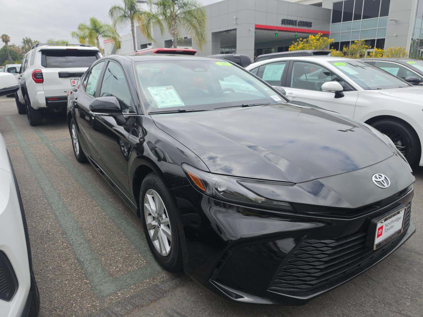 2025 Toyota Camry LE FWD