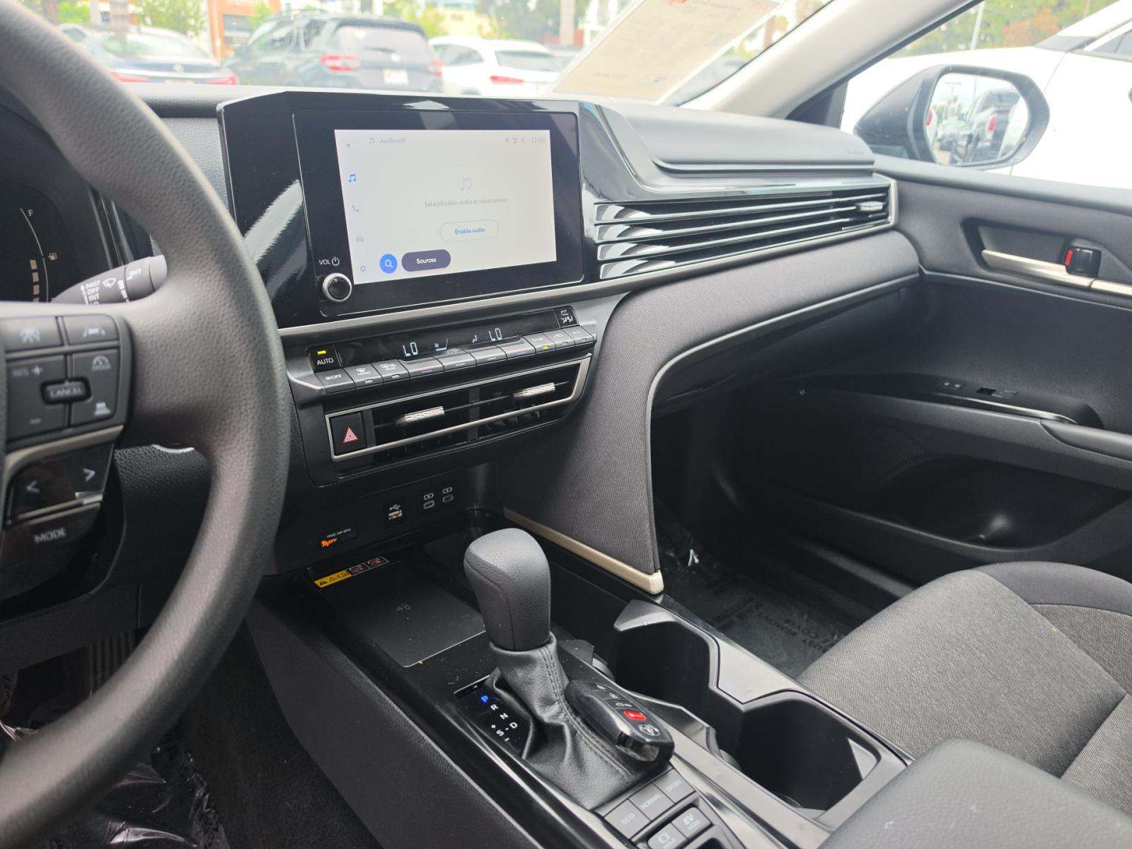 2025 Toyota Camry LE FWD