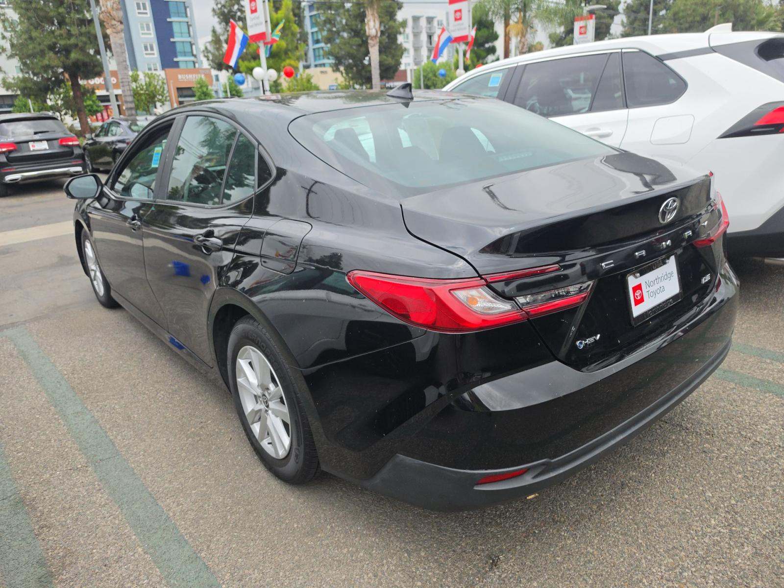 2025 Toyota Camry LE FWD