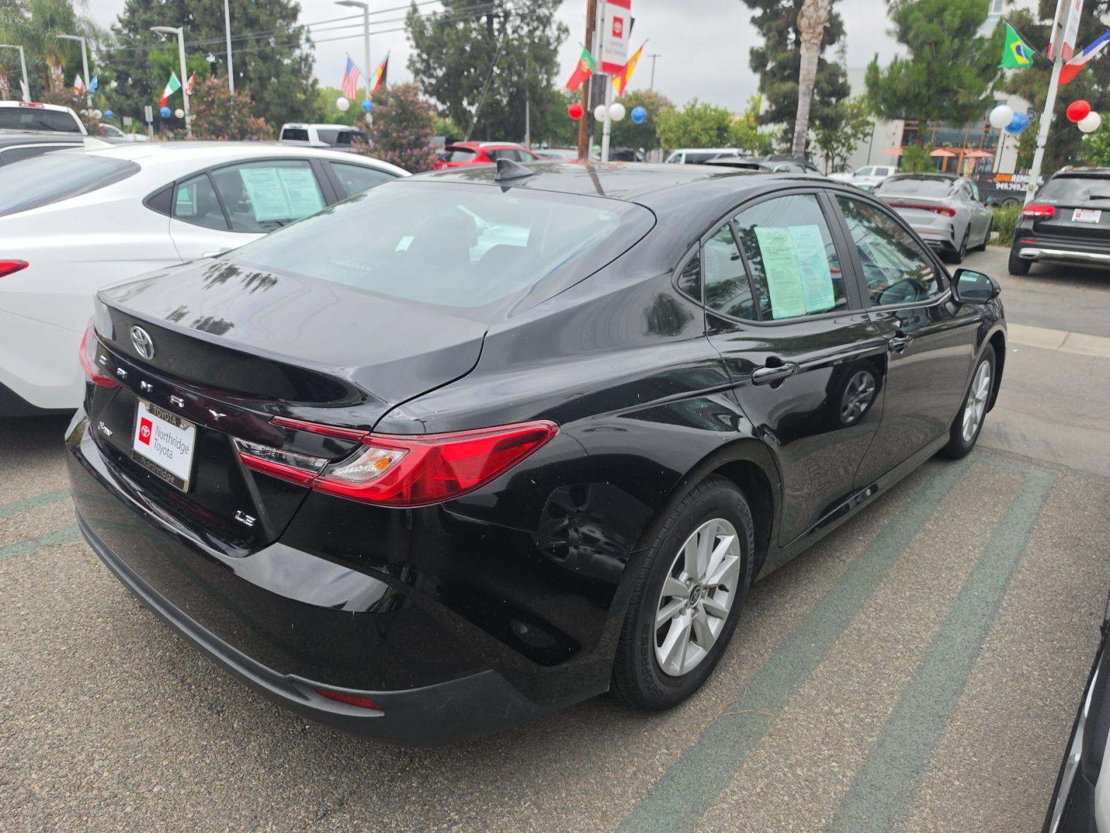 2025 Toyota Camry LE FWD
