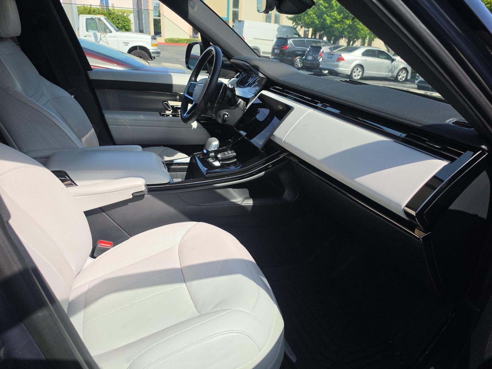 2024 Land Rover Range Rover Sport SE AWD