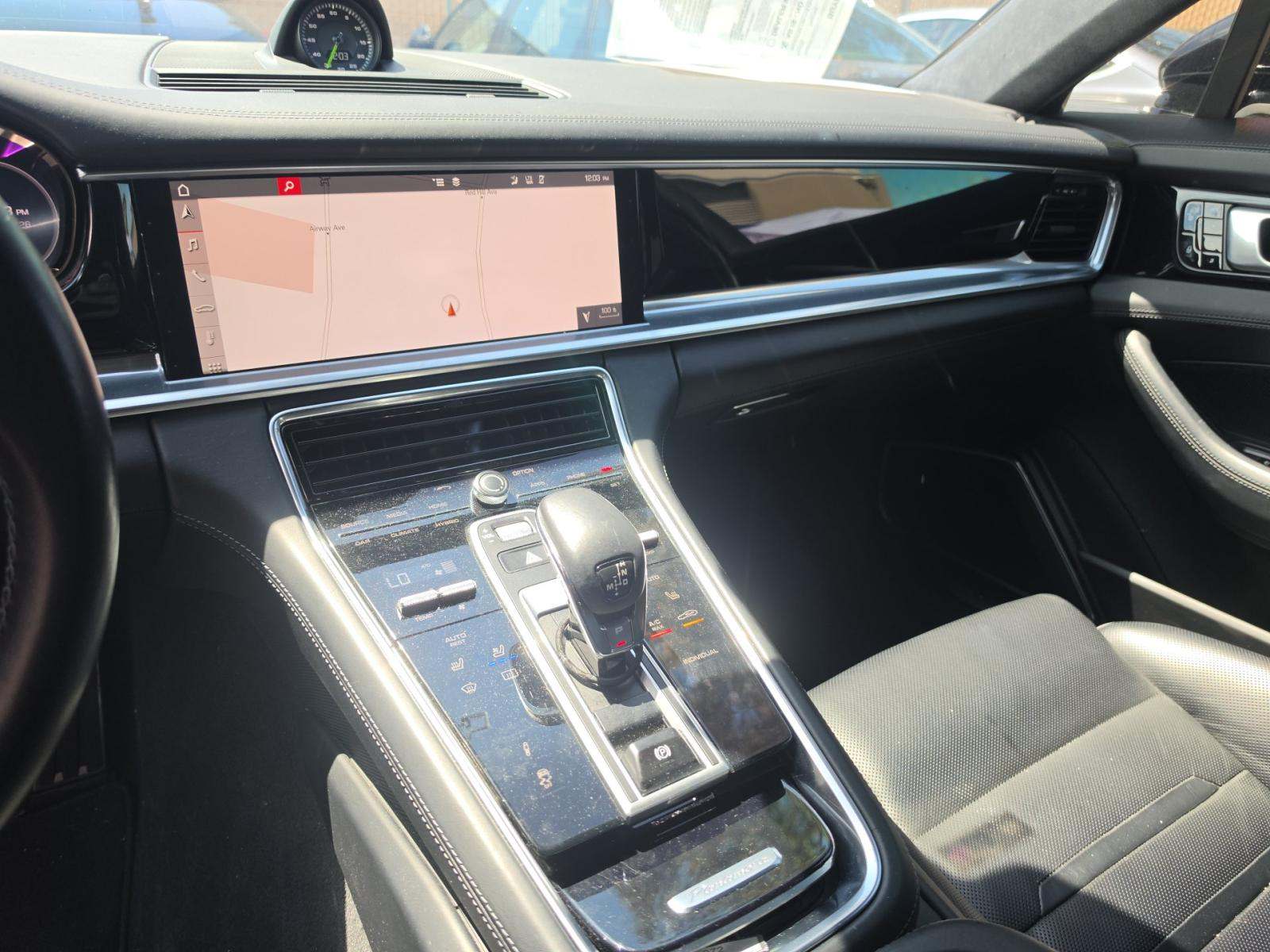 PORSCHE CAYENNE - 10