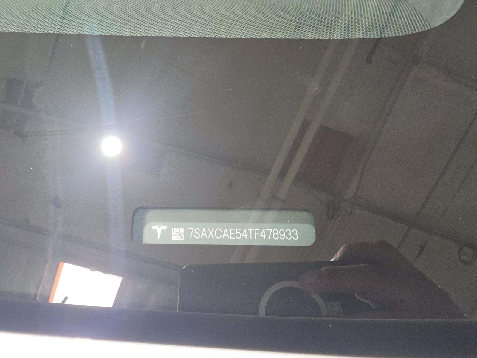 TESLA MODEL X - 5