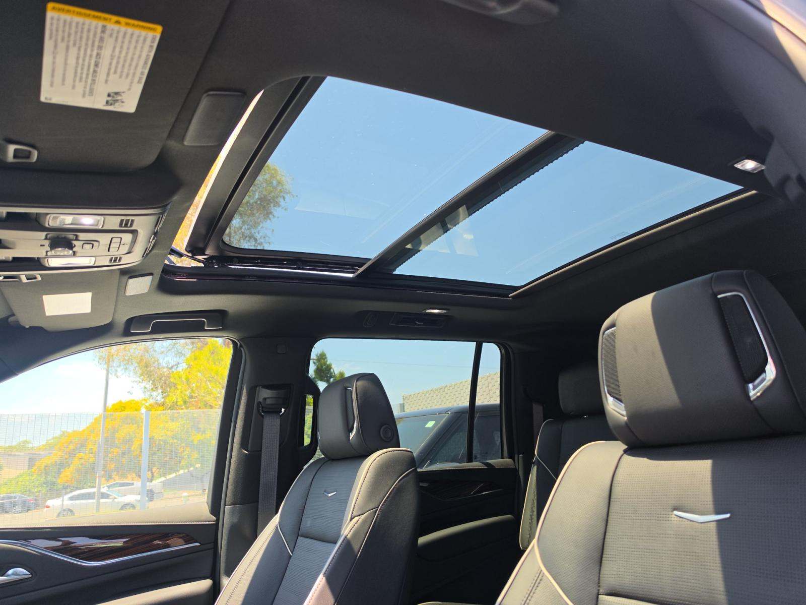 2024 Cadillac Escalade ESV Premium Luxury AWD