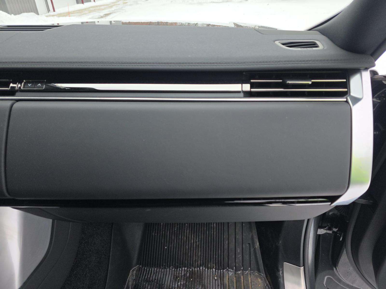 2023 Land Rover Range Rover SE AWD