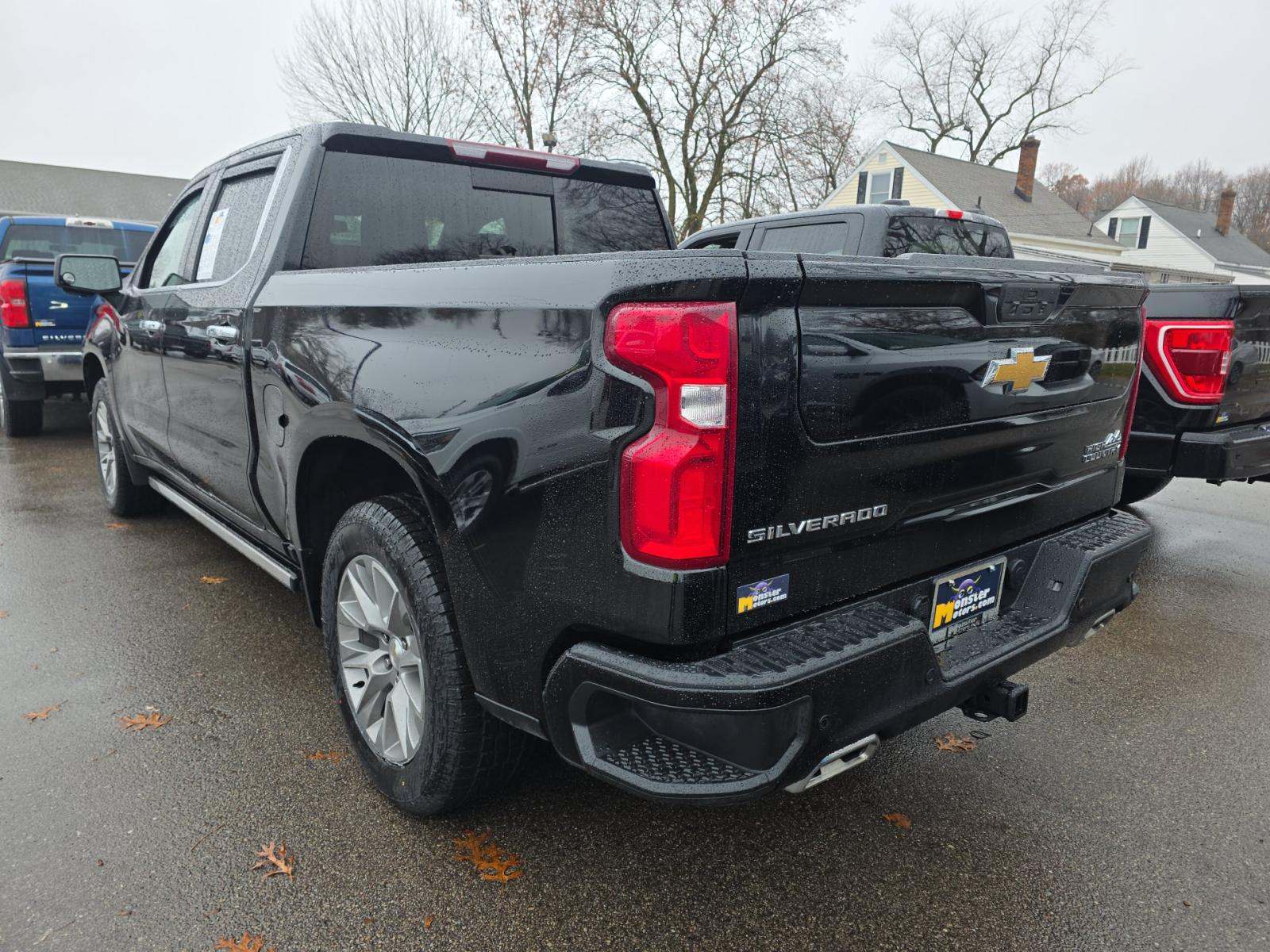 2022 Chevrolet Silverado 1500 High Country AWD