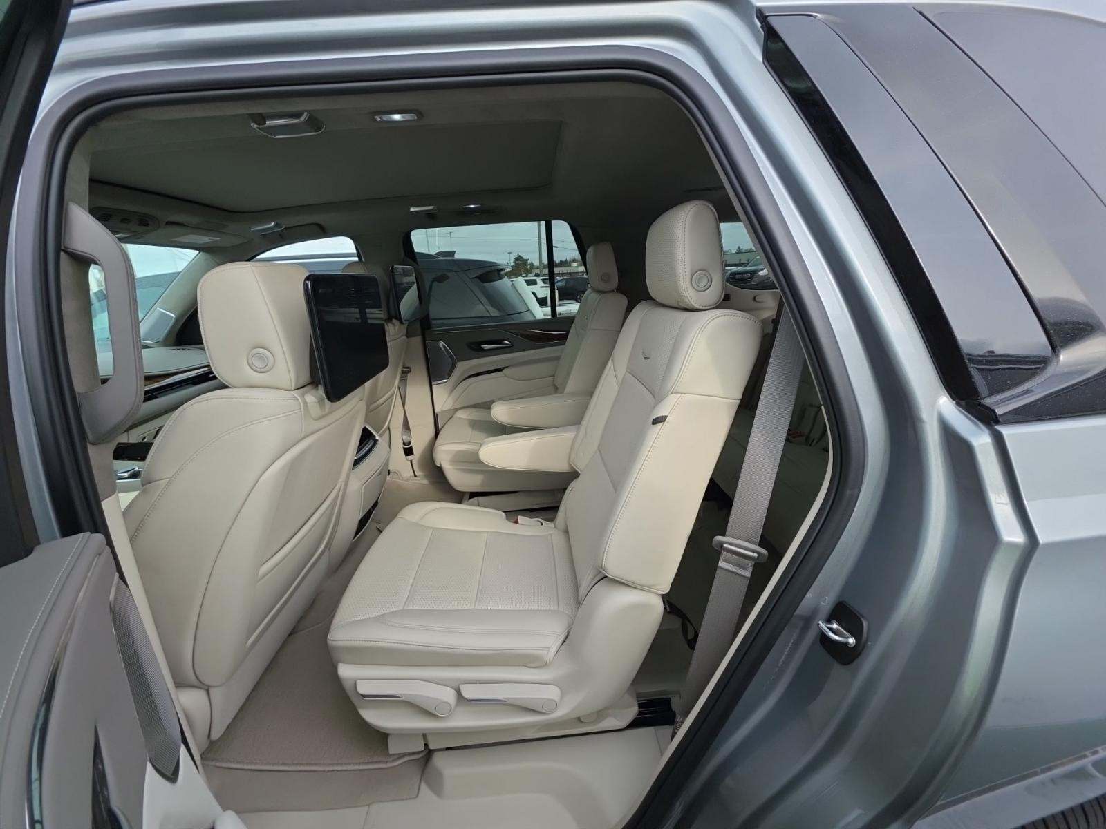 2024 Cadillac Escalade Sport Platinum AWD