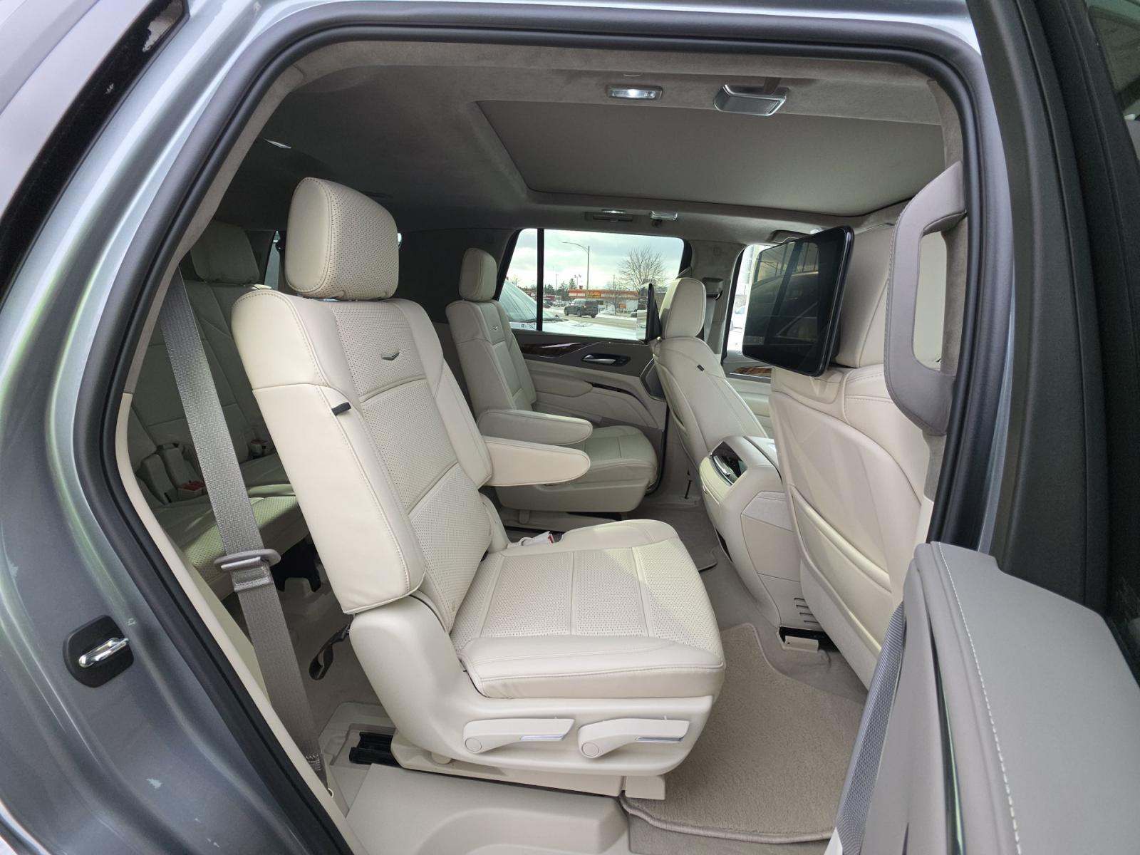 2024 Cadillac Escalade Sport Platinum AWD