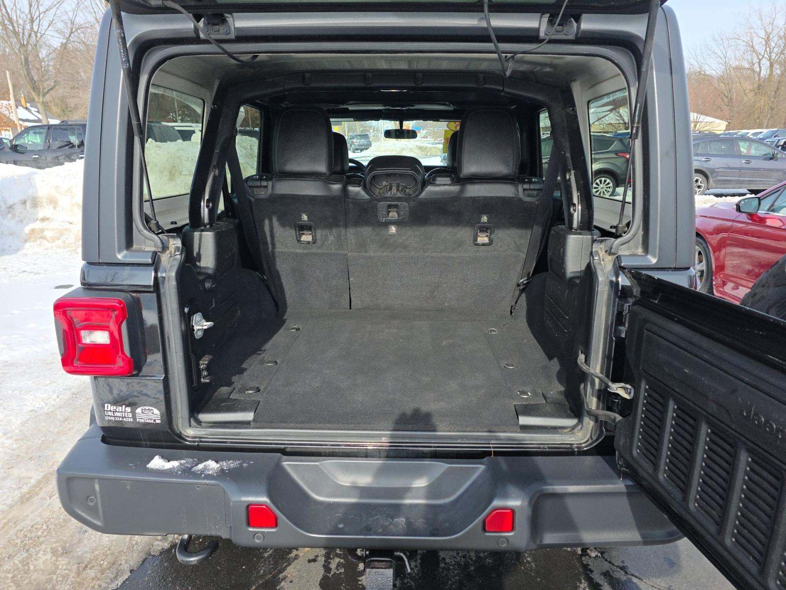 2018 Jeep Wrangler Unlimited Sahara AWD